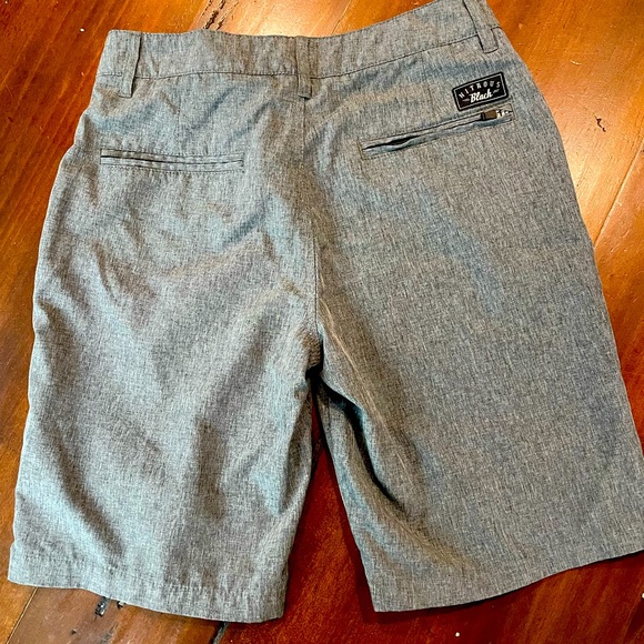 Boys Hybrid Shorts - size 12 charcoal gray - Picture 4 of 4